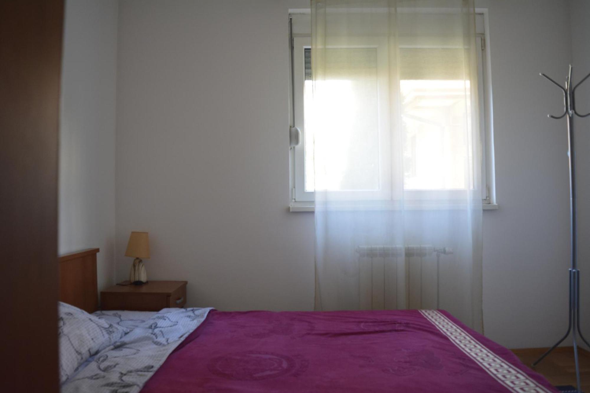 Apartman Пирот Екстериор снимка