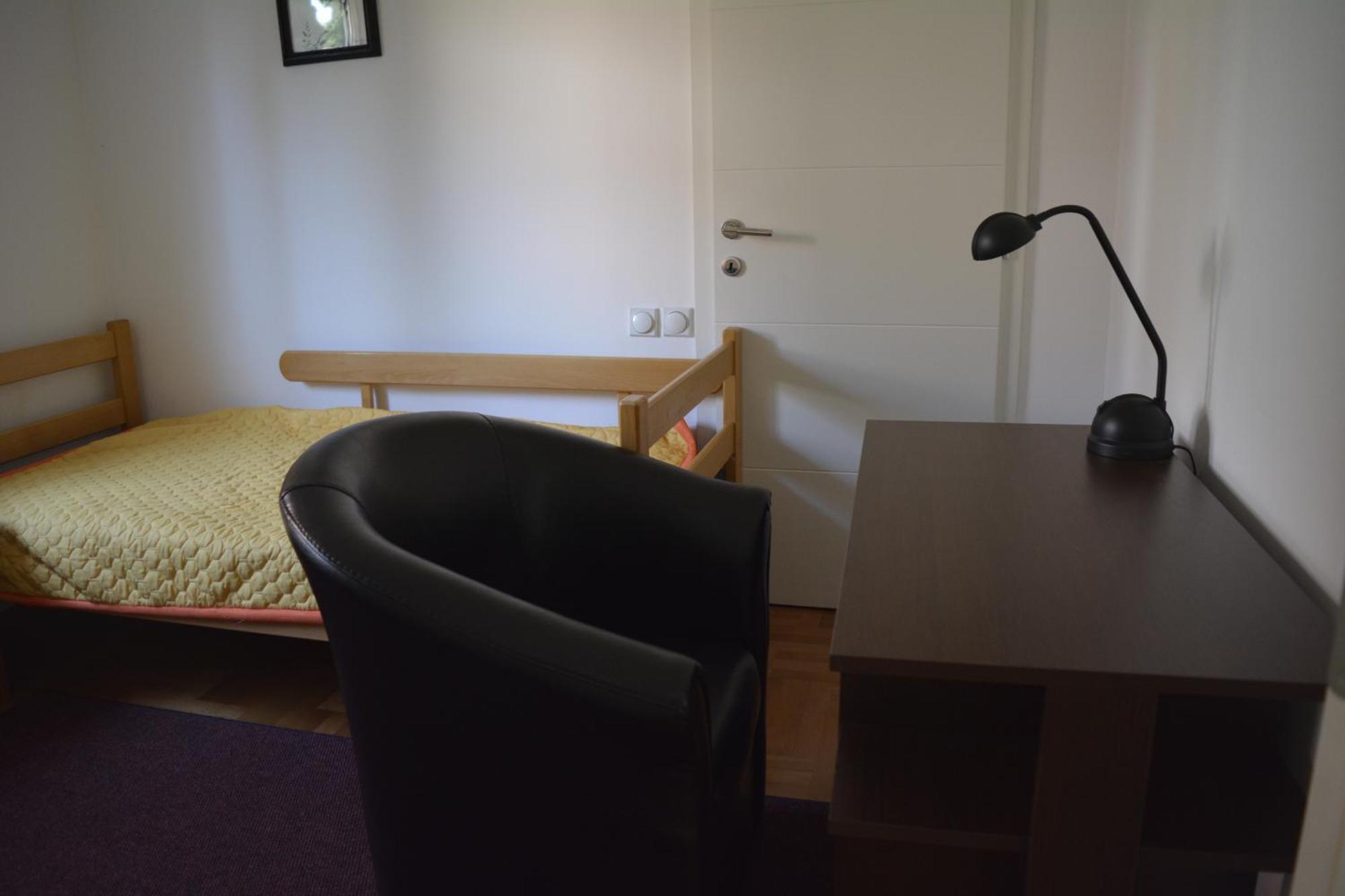 Apartman Пирот Екстериор снимка
