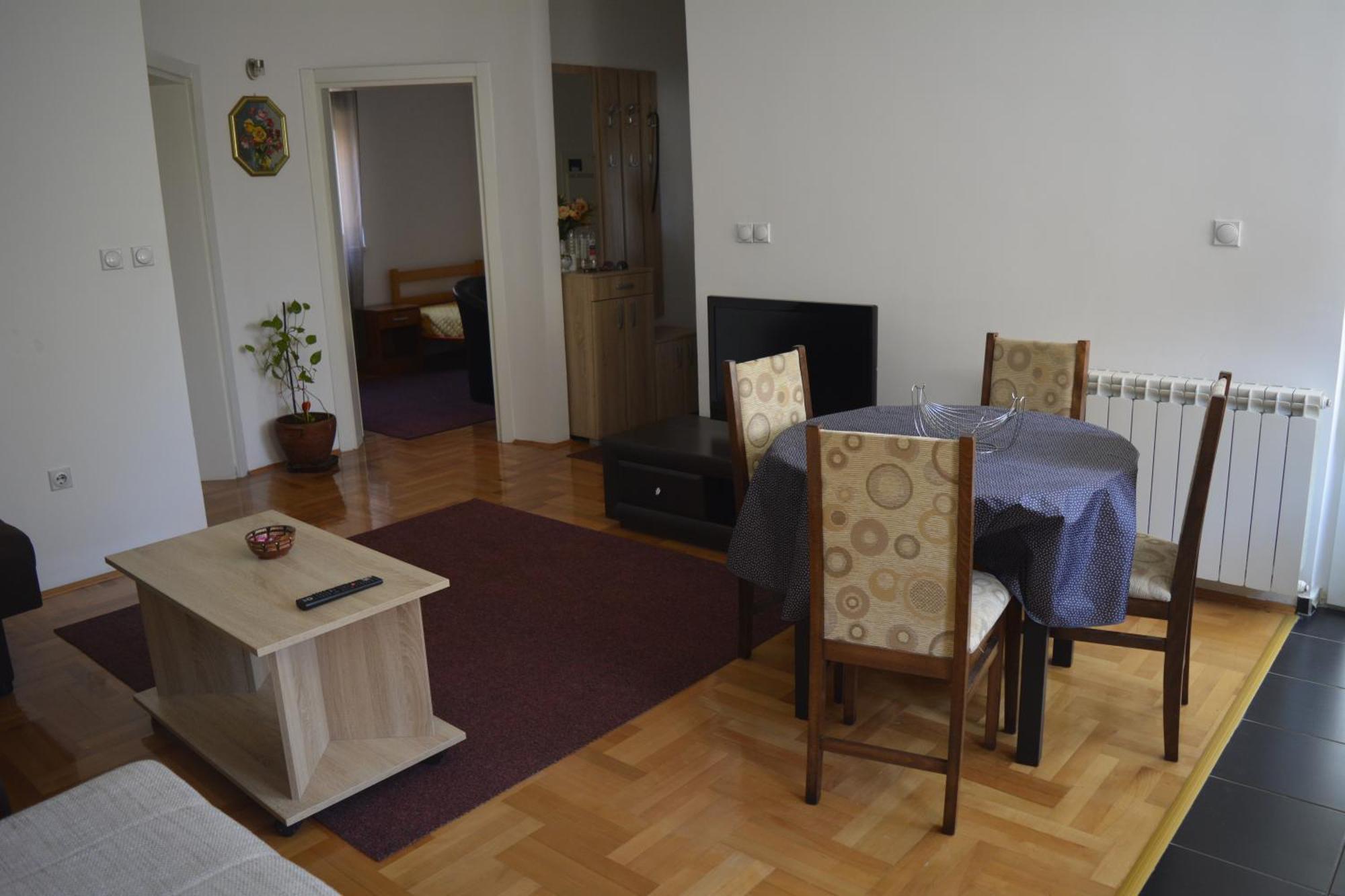 Apartman Пирот Екстериор снимка